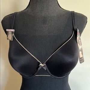 NWT Maidenform 36D Smoothing T-shirt bra